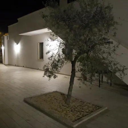 Il Giardino Delle Zie Tricase